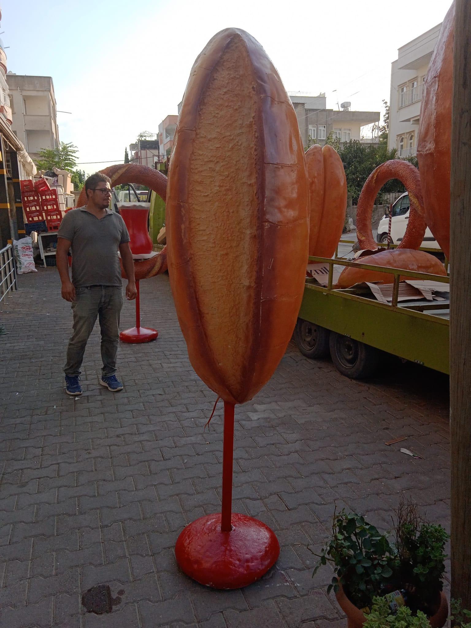 Atölyede ürün maketi üretimi