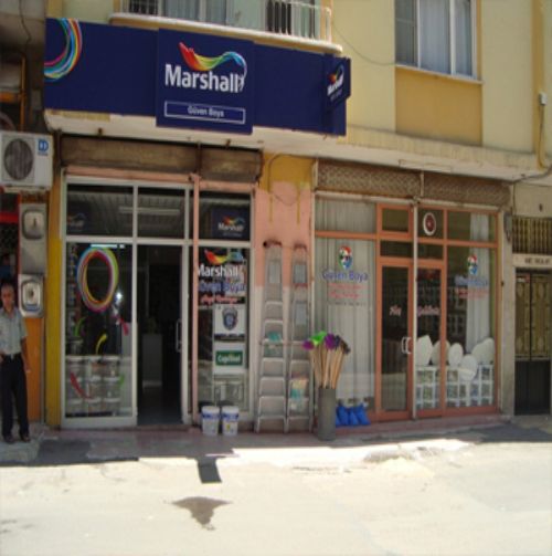 Marshall mağaza cephe